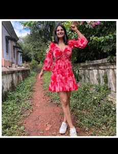 Chic Pink Floral Print Mini Dress