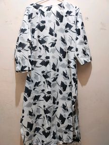 Black And White Abstract Print Kurti