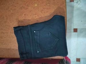 black jeans nd red shirt top