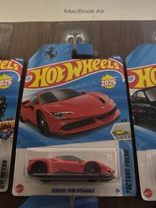 combo offer of 4 hotwheels