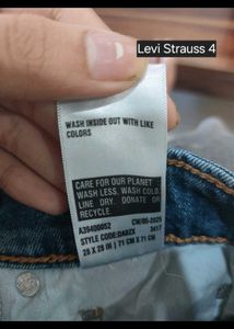 Levi's Flared dark Blue Jeans 4