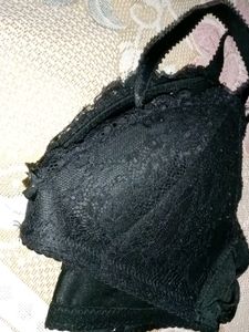 Price Drop 🎉🎉Black Lace Bra