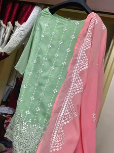 Elegant Green Embroidered Kurta Set with Pink Dupa