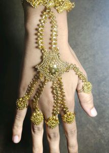 Exquisite Gold Hand Harnesses