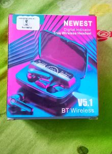 Wireless Earbuds with Charging Case
