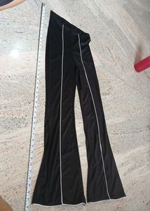 Chic Black Flared Leggings