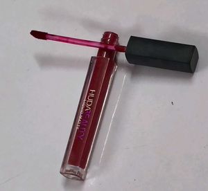 Huda Beauty Lipstick Bundle 3 pieces