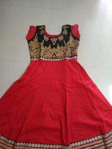 Elegant Red Embroidered Kurta Set