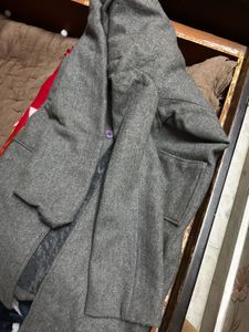 Elegant Grey Trench Coat With Cap