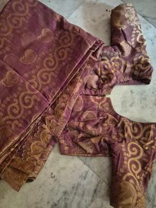 Elegant Zari work Saree with Tailormade Blouse