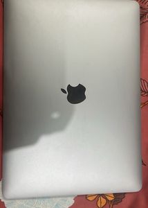Apple Macbook Air M1