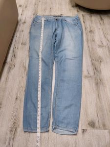 Ma6056 Matrix jeans waist 38 inches
