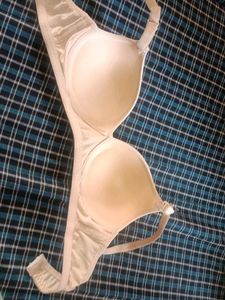 Unused New Bra Havelly Padded