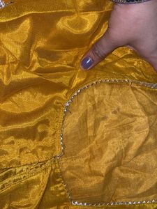Beautiful Saree With Stiched Blouse Peticaot