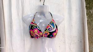 7249. Vibrant Paisley Print Bikini Top