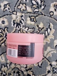 Garnier Niacinamide Fresh &amp; Plump Cream
