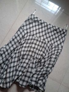 Chic Plaid Asymmetrical Midi Skirt