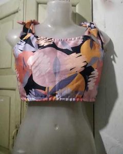 Floral Print Tie-Up Crop Top 🔥