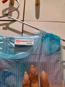 Girls party dress