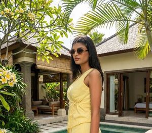 Butter Yellow Knot Top Size S