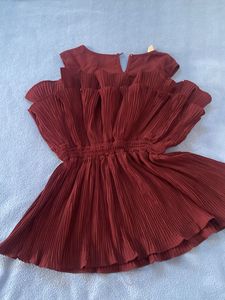 Maroon Pleated Tunic Top