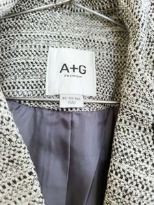 Sales 🔥Grey Tweed Blazer with Black Trim