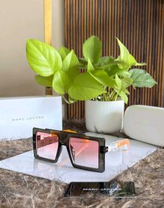 Marc Jacobs Black Square Sunglasses