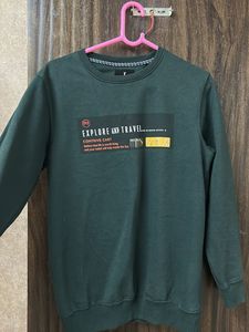 Men's "Explore &amp; Travel" Sweatshirt