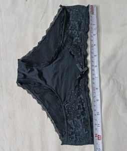 🪔 Black Lace Trim Briefs