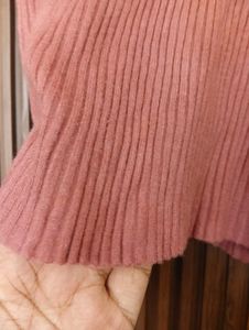 Sleeveless Mock Neck Ribbed Top