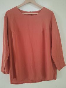 Coral Round Neck Long Sleeve Top