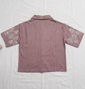 Cute Leaf Print Button-Up Shirt
