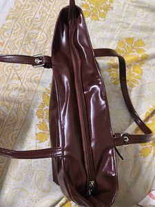 Buckle shoulder bag