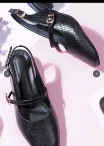 Stylish Black Slingback Heels