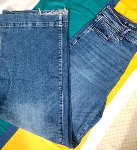 Stylish Wide Leg Cropped Denim Jeans