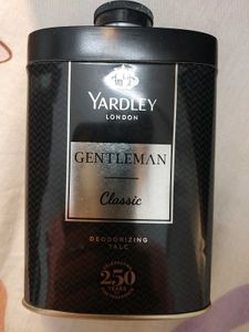 Yardley Gentleman Classic Talc