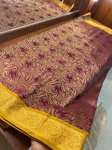 Elegant maroon Silk blend Saree