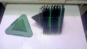 20 Pc Pyramid Mobile Stand