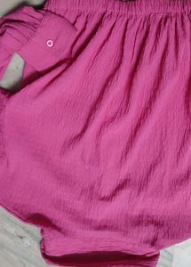 Stylish Pink Crinkle Crop Top