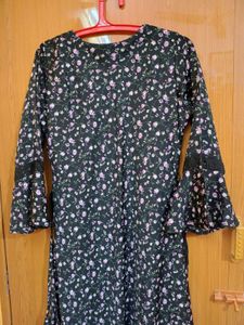 Xl Gown With Belt For Girls