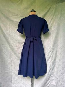 Chic Navy Ruched Front Midi Dress