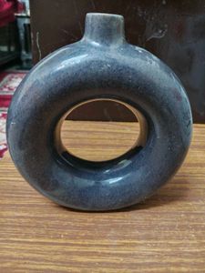 Black nd white  Donut Vase | Modern Ceramic Ring