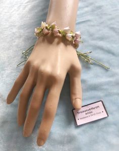 Floral Beaded Bracelet