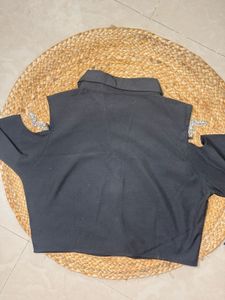 Black Cropped Shirt with Chained Sleeve