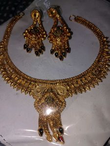 BEAUTIFUL ELEGANT JWELLERY SET