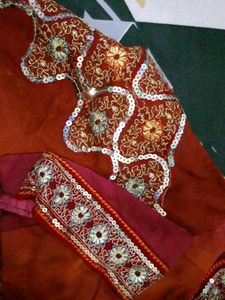 double shade saree with brown and dark purple mixt