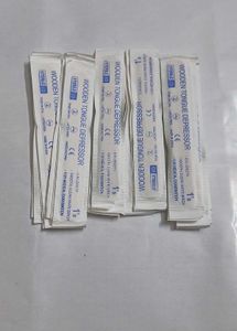 Wooden Sterile Tongue Dipreser