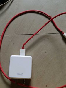 OnePlus Warp Charger with cable free