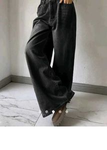 Trendy Black Wide Leg Jeans