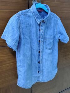 Light Wash Denim Short Sleeve Shirt